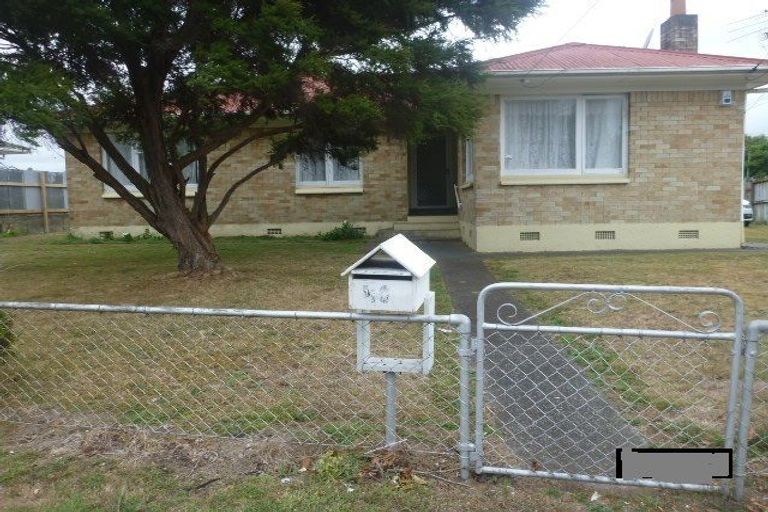 Photo of property in 2/40 Sutton Crescent, Papakura, 2110