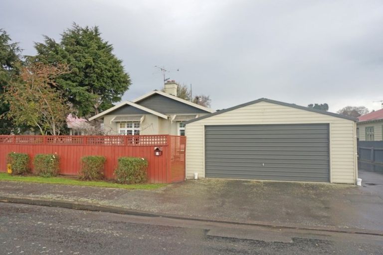 Photo of property in 70 Sydney Street, Windsor, Invercargill, 9810