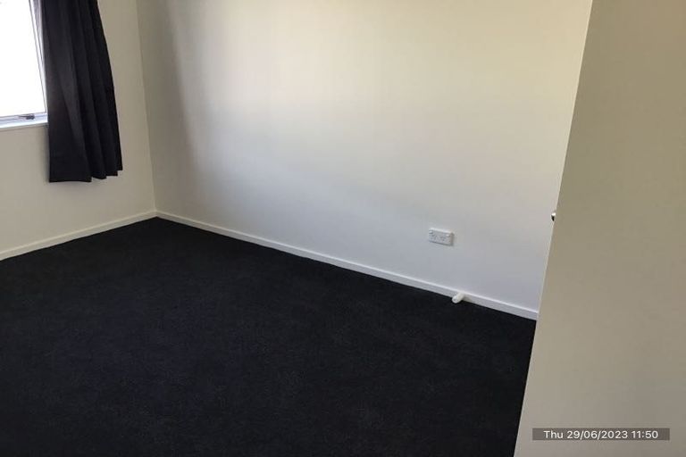 Photo of property in 8 Palmer Court, Paraparaumu, 5032