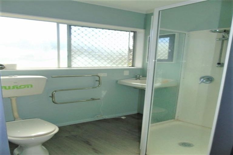 Photo of property in 7b Matthews Road, Wainuiomata, Lower Hutt, 5014