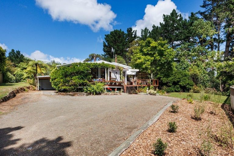 Photo of property in 303 Kahuterawa Road, Linton, Palmerston North, 4472