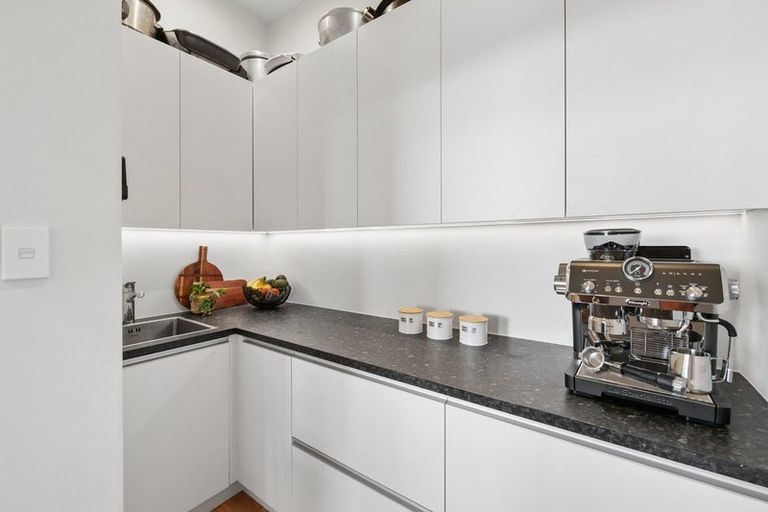 Photo of property in 298 Minden Road, Minden, Tauranga, 3176