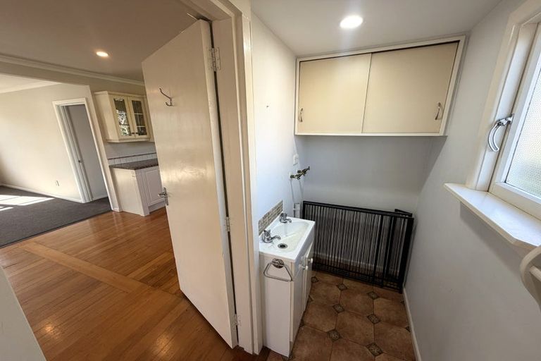 Photo of property in 70 Whincops Road, Halswell, Christchurch, 8025