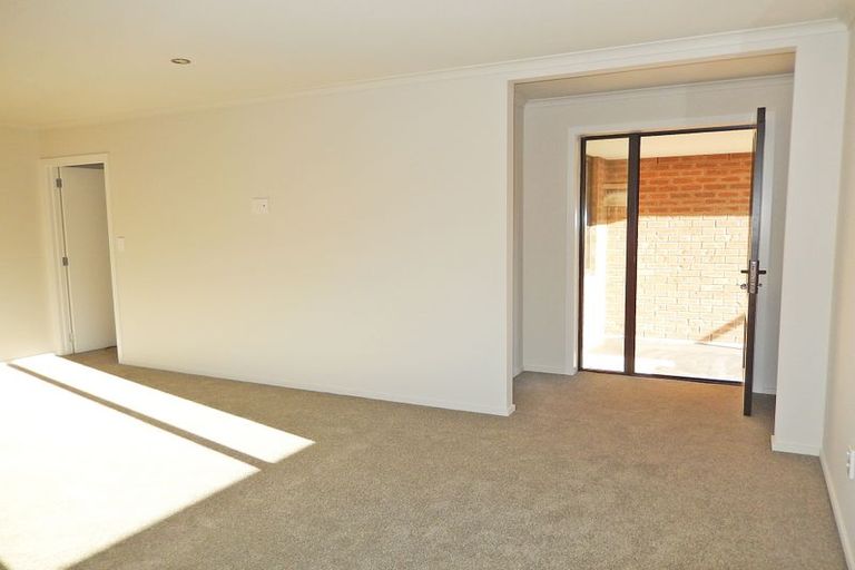 Photo of property in 22 Dove Place, Holmes Hill, Oamaru, 9401