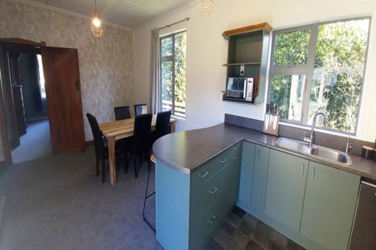 Photo of property in 6 Half Mile Road, Tuatapere, 9620