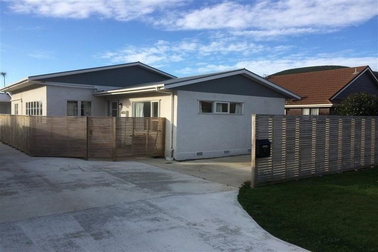 Photo of property in 7c Mclellan Street, Tawa, Wellington, 5028