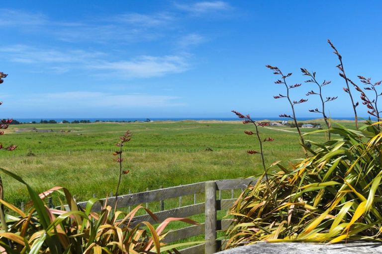 Photo of property in 139a Seafield Road, Westmere, Wanganui, 4574