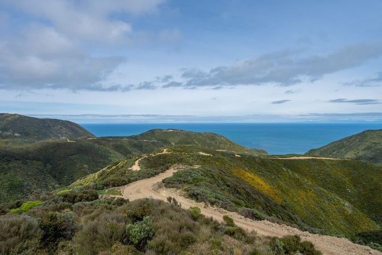 Photo of property in 178 Noel Ashton Way, Makara, Wellington, 6972