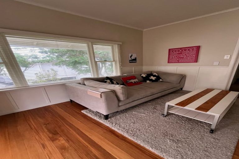 Photo of property in 62 Moana Road, Okitu, Gisborne, 4010