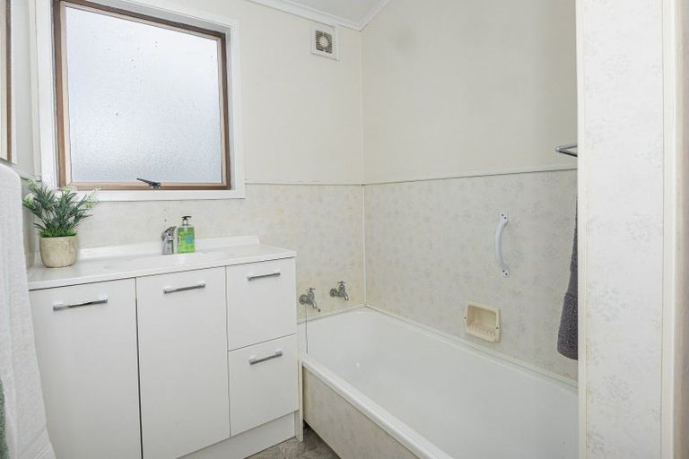 Photo of property in 40 Paramount Parade, Tikipunga, Whangarei, 0112