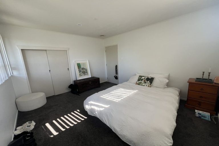 Photo of property in 3 Weatherly Road, Torbay, Auckland, 0630