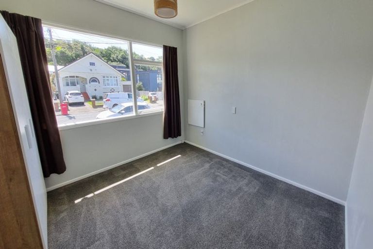 Photo of property in 29 Trent Street, Island Bay, Wellington, 6023