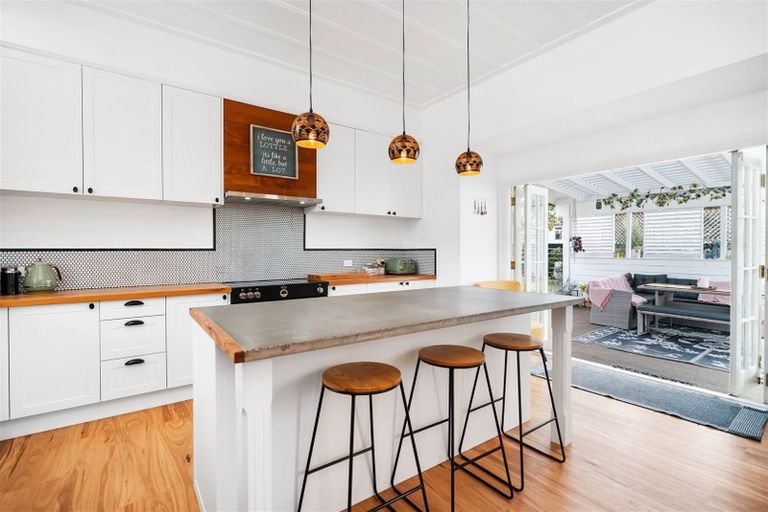 Photo of property in 10 Drummond Street, Regent, Whangarei, 0112