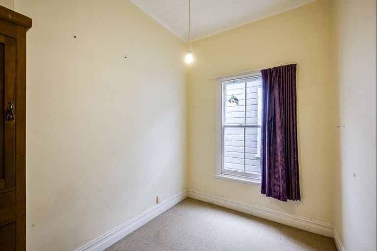 Photo of property in 69 Wellesley Road, Napier South, Napier, 4110