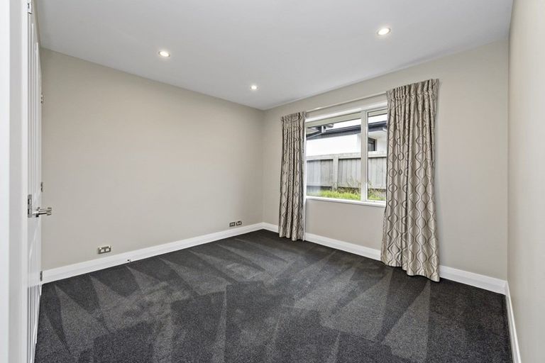 Photo of property in 17 Josephine Crescent, Aidanfield, Christchurch, 8025