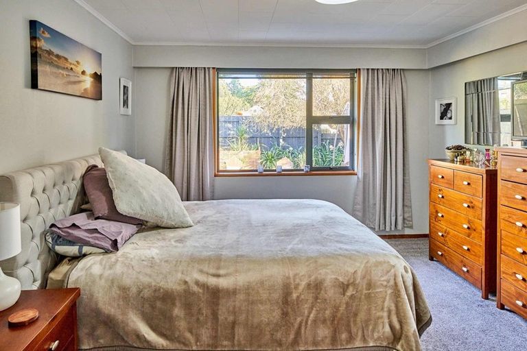 Photo of property in 26 Pope Street, Camborne, Porirua, 5026