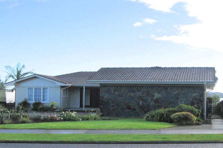 Photo of property in 68 Bramley Drive, Farm Cove, Auckland, 2012