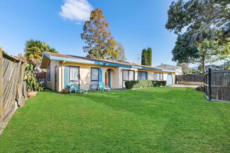 Photo of property in 4 Milsom Place, Te Puke, 3119