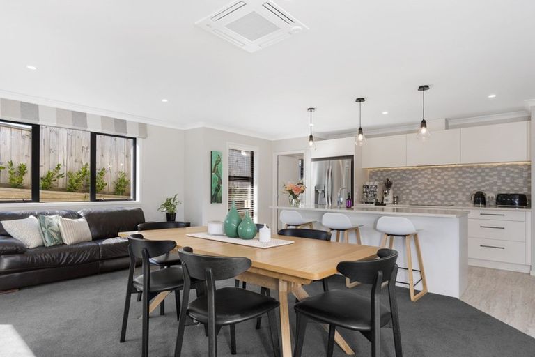 Photo of property in 3 Herring Place, Omokoroa, 3114