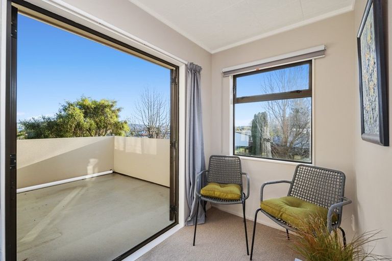 Photo of property in 43 Grace Crescent, Richmond Heights, Taupo, 3330