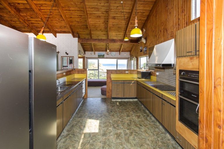 Photo of property in 18 Coates Avenue, Baylys Beach, Dargaville, 0377