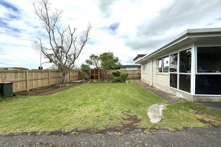 Photo of property in 1/73 Macleans Road, Bucklands Beach, Auckland, 2014
