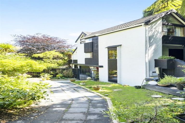 Photo of property in 2a Waitohu Road, York Bay, Lower Hutt, 5013