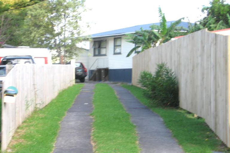 Photo of property in 65 Glen Marine Parade, Glendene, Auckland, 0602