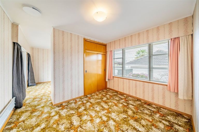 Photo of property in 19 Hall Grove, Ebdentown, Upper Hutt, 5018