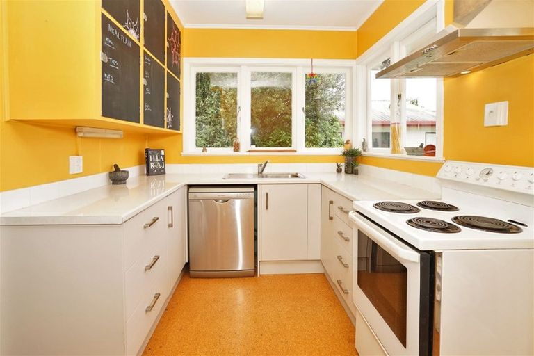 Photo of property in 308 Clarkin Road, Fairfield, Hamilton, 3214