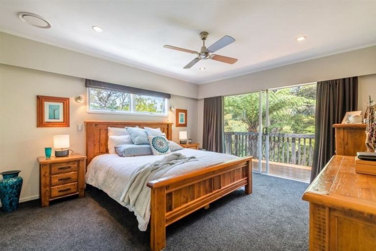 Photo of property in 98 Park Hill Road, Birkenhead, Auckland, 0626