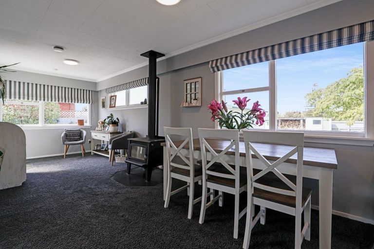 Photo of property in 99 Grove Street, Tinwald, Ashburton, 7700