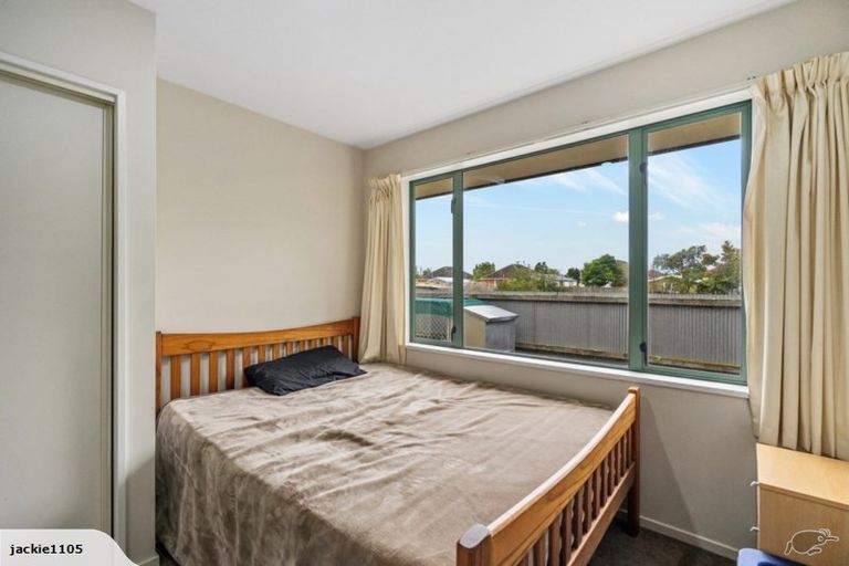 Photo of property in 31 Cossar Street, Burwood, Christchurch, 8083