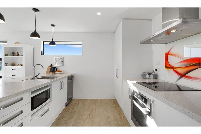 Photo of property in 24 Hodgkinson Road, Pegasus, 7612