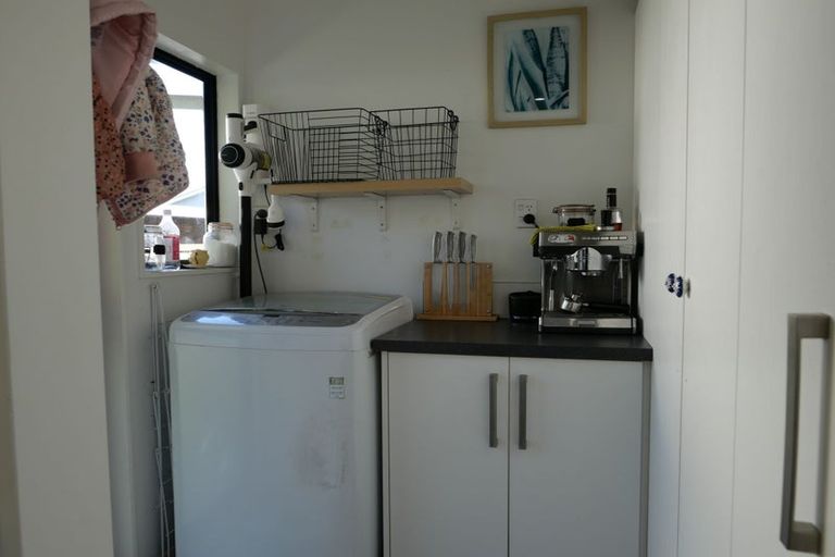 Photo of property in 6 Rodney Grove, Paraparaumu, 5032