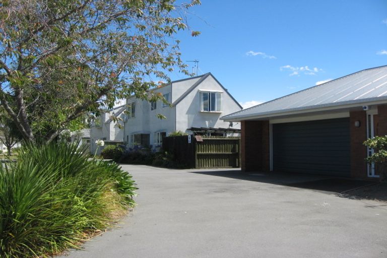 Photo of property in 30 Coles Place, St Albans, Christchurch, 8014