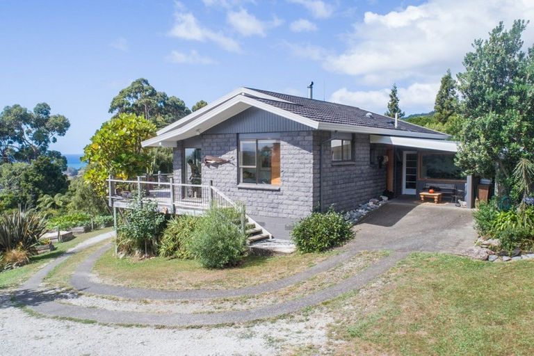 Photo of property in 100 Rocklands Road, Clifton, Takaka, 7183