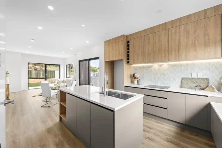 Photo of property in 44 Nanjing Road, Pukekohe, 2120