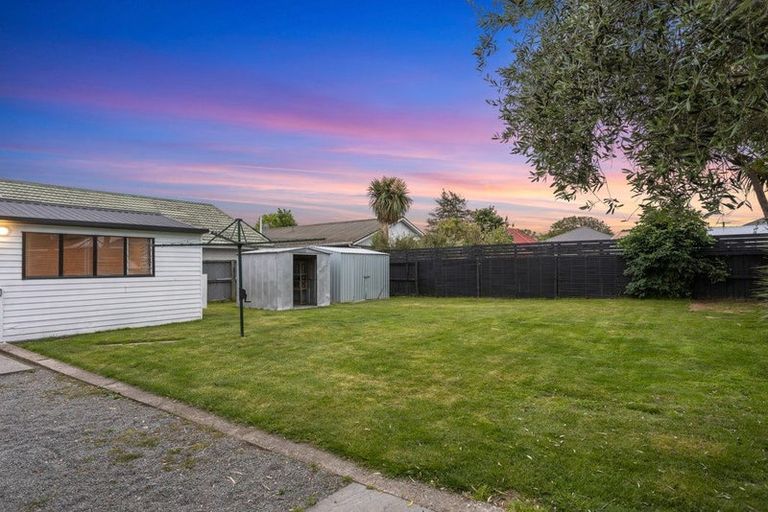 Photo of property in 69 Coopers Road, Dallington, Christchurch, 8061