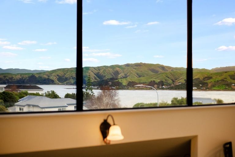 Photo of property in 14 Portage Place, Whitby, Porirua, 5024