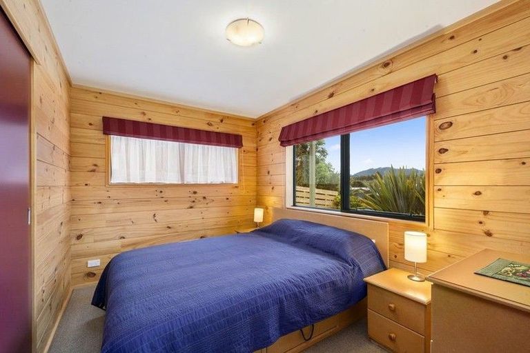 Photo of property in 30 Te Awha Place, Kuratau, Turangi, 3381