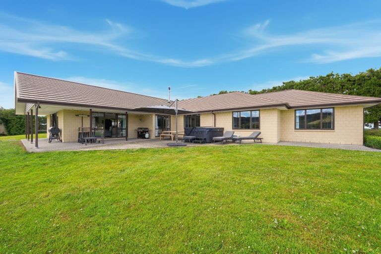 Photo of property in 106 Davis Road, Cust, Rangiora, 7471