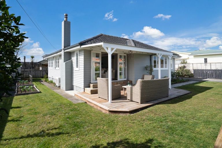 Photo of property in 27 Richmond Street, Cambridge, 3434