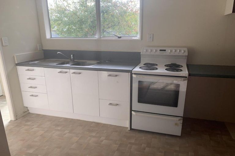 Photo of property in 28 Barton Street, Marton, 4710