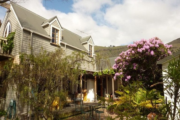 Photo of property in 19 Flavell Street, Heathcote Valley, Christchurch, 8022