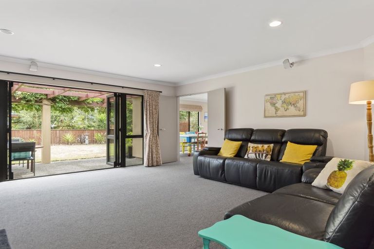 Photo of property in 90 Rowesdale Drive, Ohauiti, Tauranga, 3112