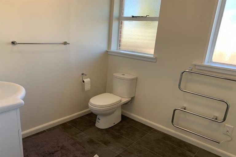 Photo of property in 143 Kendal Avenue, Burnside, Christchurch, 8053