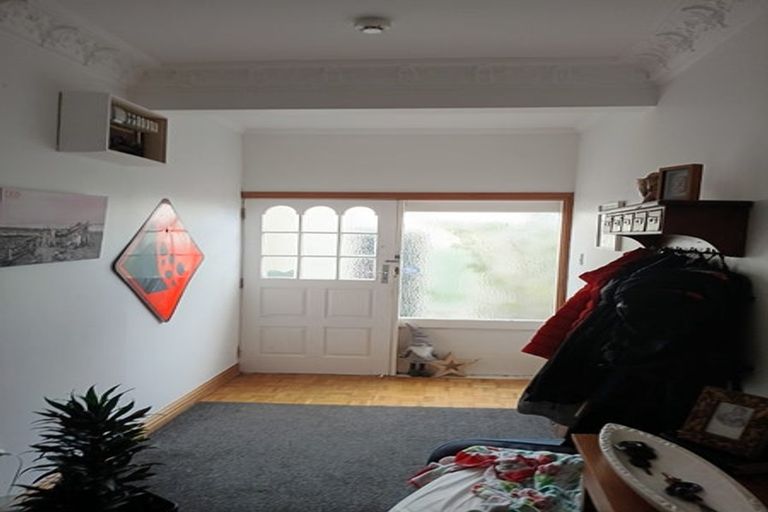 Photo of property in 12 Hohiria Road, Hataitai, Wellington, 6021