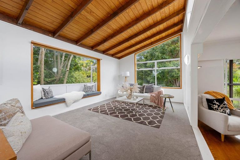 Photo of property in 13 Seymour Road, Mellons Bay, Auckland, 2014