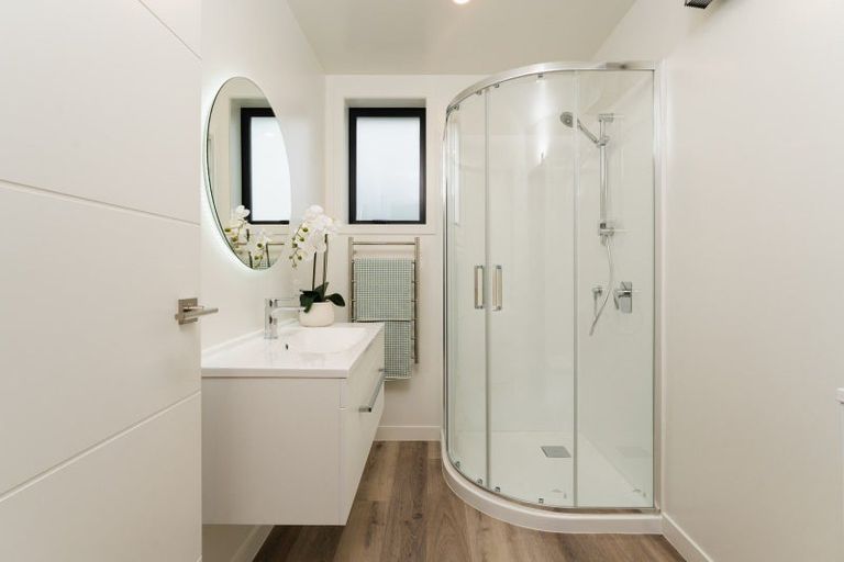 Photo of property in 2/8 Dryden Street, Stoke, Nelson, 7011